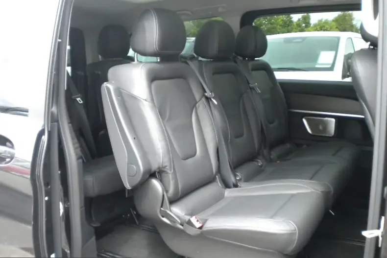 Mercedes-Benz V 300 (Clasa V) din 2025 cu 11.661 km - oferta MER221224 - foto 6