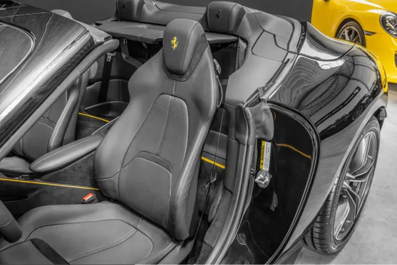 Ferrari Roma din 2024 cu 7.000 km - oferta FER221226 - foto 5