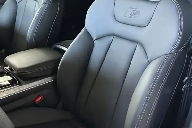 Audi SQ8 din 2025 cu 1.020 km - oferta AUD221229 - foto 24