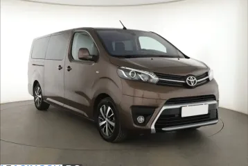 Toyota Proace (Verso) din 2024 - oferta TOY221234