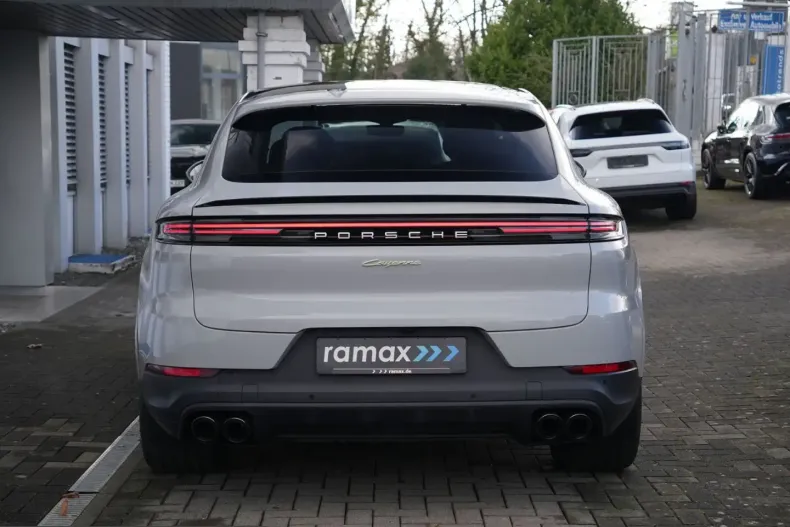 Porsche Cayenne din 2024 cu 19.000 km - oferta POR221235 - foto 3