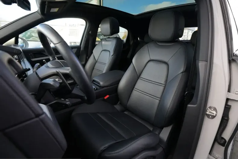 Porsche Cayenne din 2024 cu 19.000 km - oferta POR221235 - foto 5