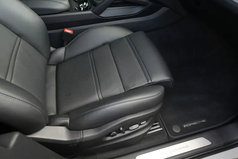 Porsche Cayenne din 2024 cu 19.000 km - oferta POR221235 - foto 20