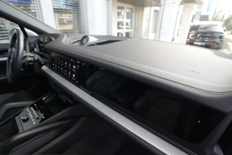 Porsche Cayenne din 2024 cu 19.000 km - oferta POR221235 - foto 23