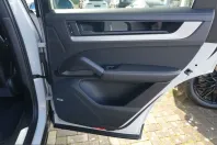 Porsche Cayenne din 2024 cu 19.000 km - oferta POR221235 - foto 44