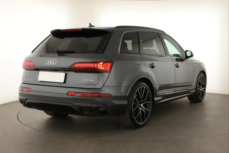 Audi Q7 din 2023 cu 23.124 km - oferta AUD221236 - foto 5