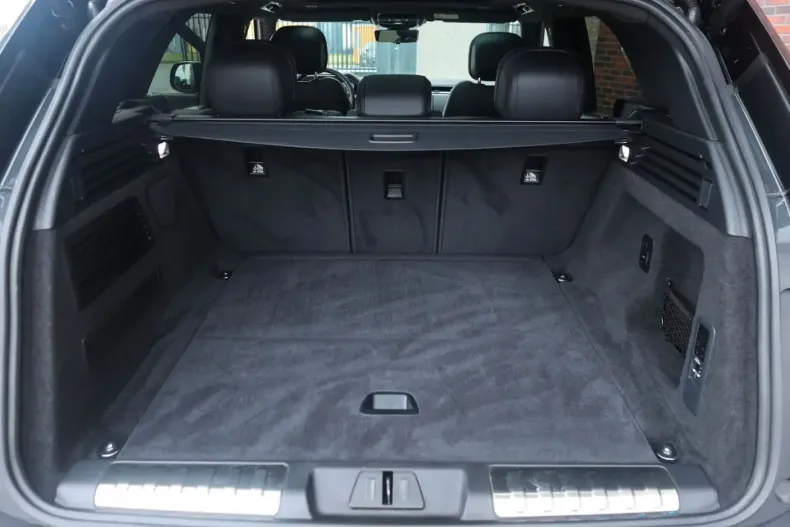 Land Rover Range Rover Sport din 2025 cu 9.527 km - oferta LAN221238 - foto 21