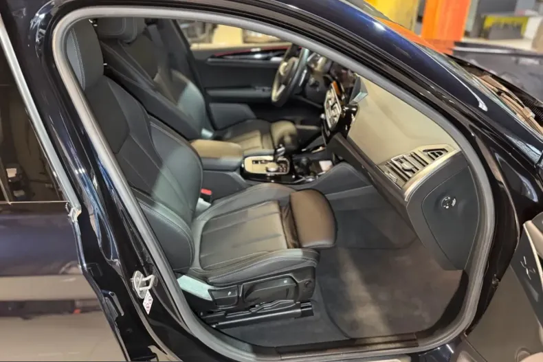 BMW X4 (Seria X) din 2024 cu 24.841 km - oferta BMW221240 - foto 16