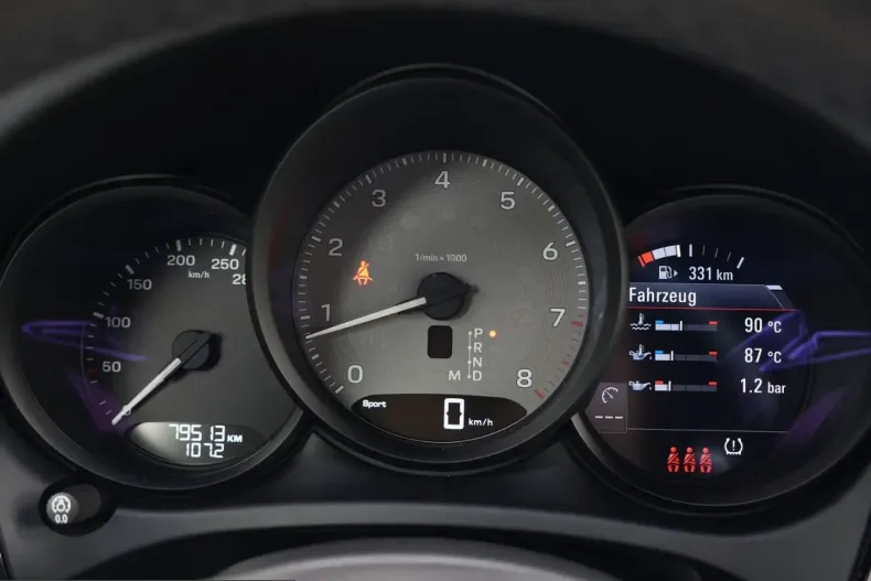 Porsche Macan din 2022 cu 79.000 km - oferta POR221249 - foto 25