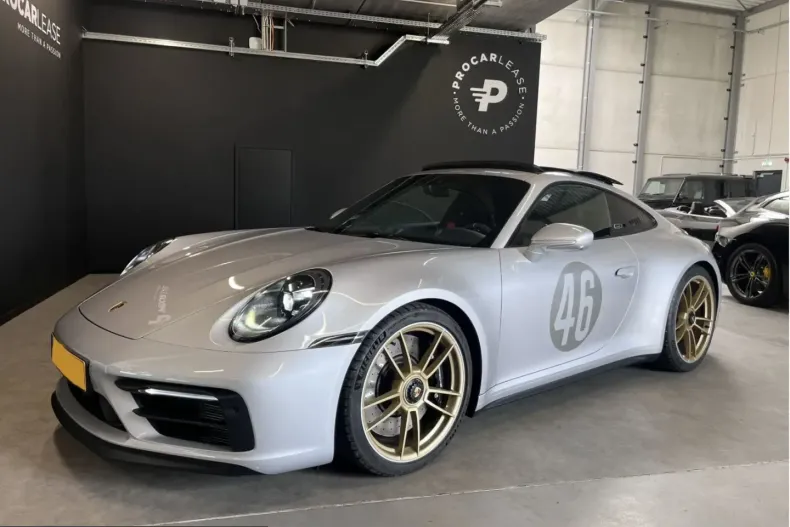 Porsche 992 din 2023 cu 4.300 km - oferta POR221251 - foto 1