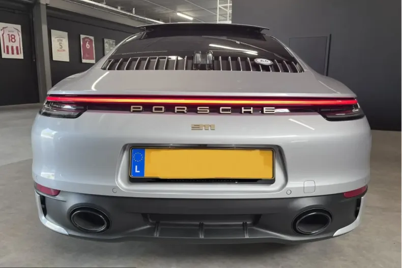 Porsche 992 din 2023 cu 4.300 km - oferta POR221251 - foto 6