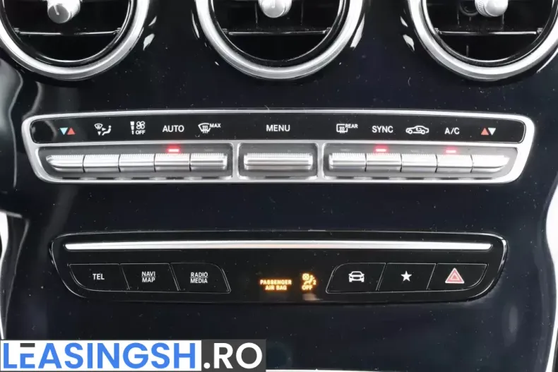 Mercedes-Benz GLC 43 AMG (Clasa GLC) din 2021 cu 14.200 km - oferta MER221252 - foto 17