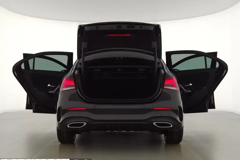 Mercedes-Benz A 250 (Clasa A) din 2022 cu 9.900 km - oferta MER221253 - foto 9