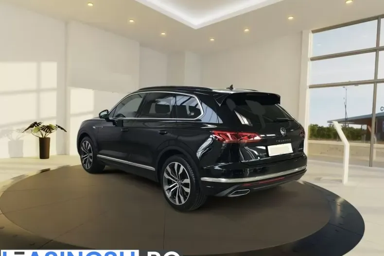 Volkswagen Touareg din 2021 cu 27.368 km - oferta VOL221256 - foto 4