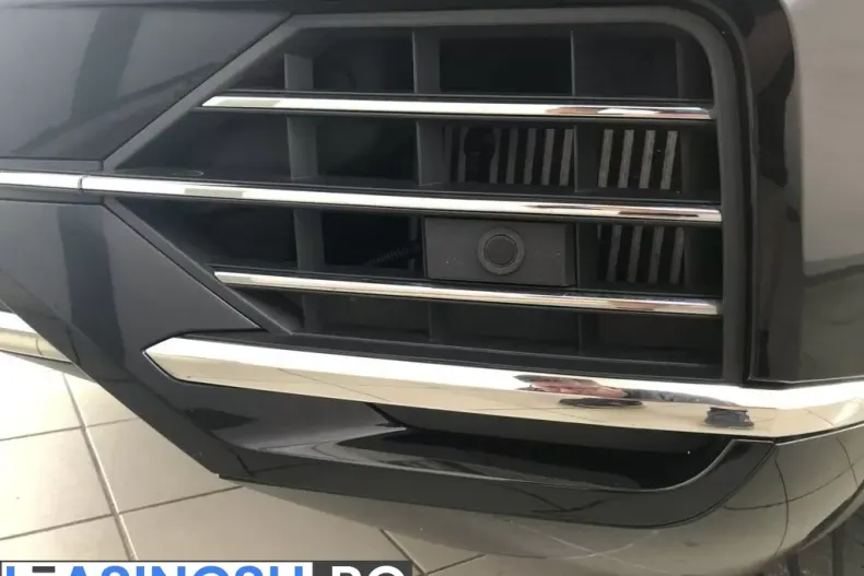 Volkswagen Touareg din 2021 cu 27.368 km - oferta VOL221256 - foto 8