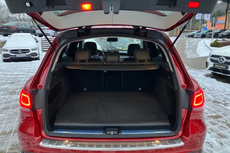 Mercedes-Benz GLC 300 (Clasa GLC) din 2021 cu 23.983 km - oferta MER221261 - foto 8