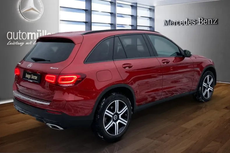 Mercedes-Benz GLC 300 (Clasa GLC) din 2021 cu 23.983 km - oferta MER221261 - foto 9