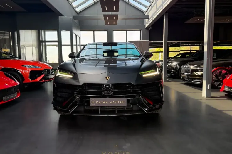 Lamborghini Urus din 2025 cu 6.111 km - oferta LAM221269 - foto 2