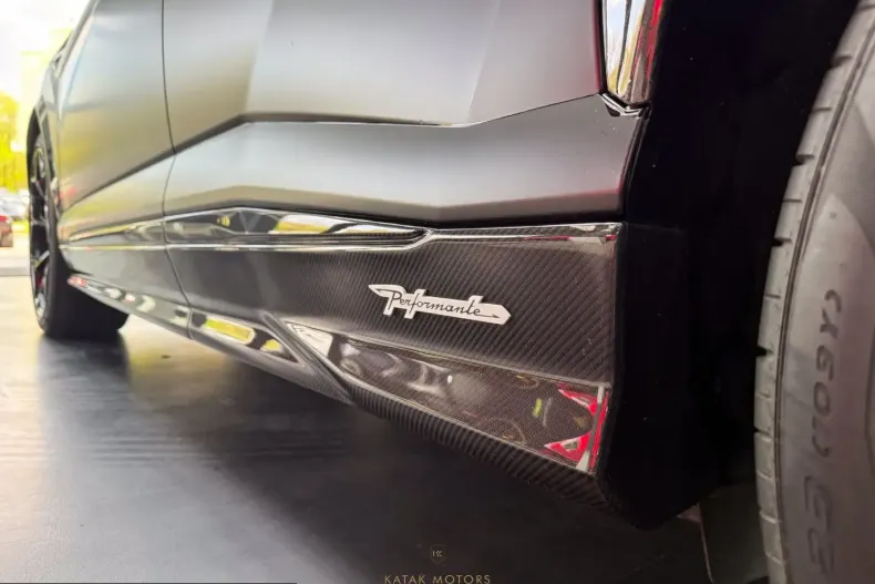 Lamborghini Urus din 2025 cu 6.111 km - oferta LAM221269 - foto 15