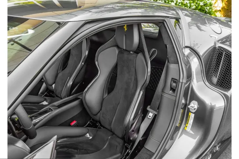 Ferrari 296 GTB din 2023 cu 3.500 km - oferta FER221274 - foto 3