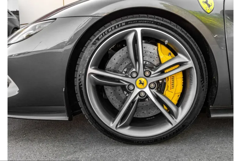 Ferrari 296 GTB din 2023 cu 3.500 km - oferta FER221274 - foto 10
