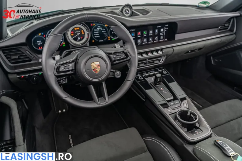Porsche 992 din 2024 cu 2.329 km - oferta POR221276 - foto 9