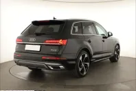 Audi Q7 din 2023 cu 22.145 km - oferta AUD221277 - foto 5