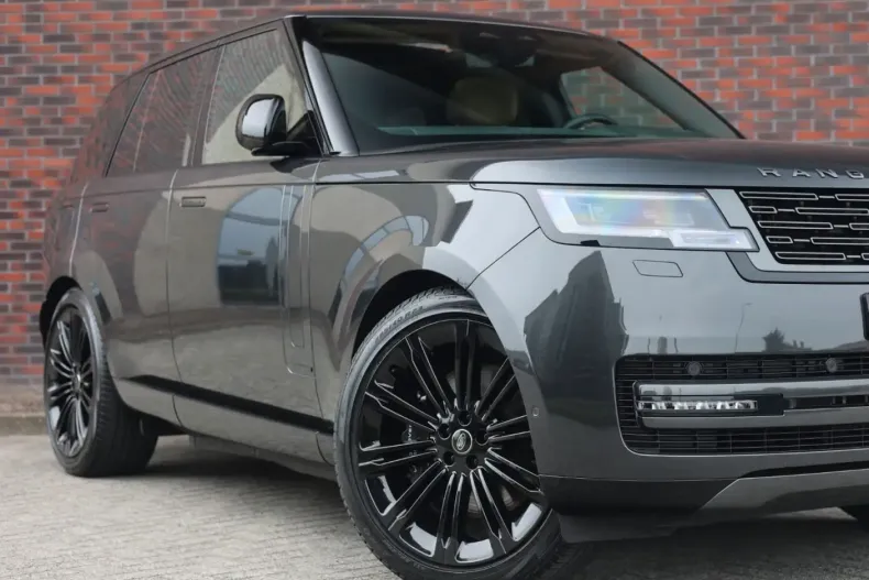 Land Rover Range Rover din 2024 cu 29.899 km - oferta LAN221280 - foto 6