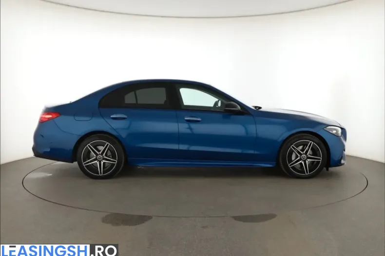 Mercedes-Benz C 300 (Clasa C) din 2023 cu 30.975 km - oferta MER221282 - foto 6