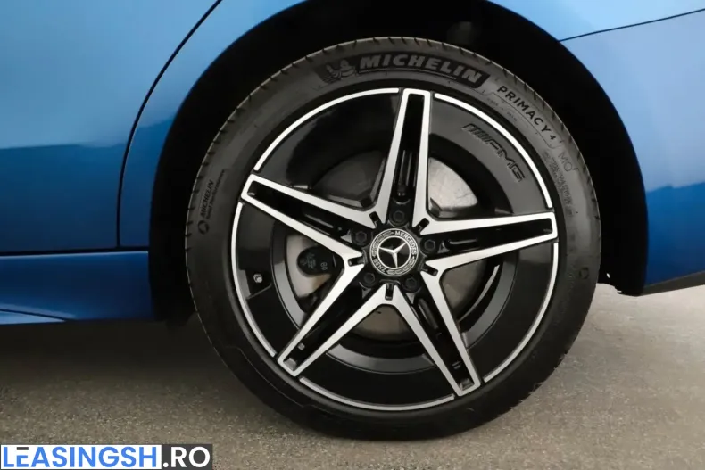 Mercedes-Benz C 300 (Clasa C) din 2023 cu 30.975 km - oferta MER221282 - foto 12