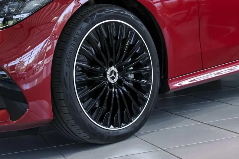 Mercedes-Benz CLE 200 (Clasa CLE) din 2025 cu 17.167 km - oferta MER221283 - foto 8