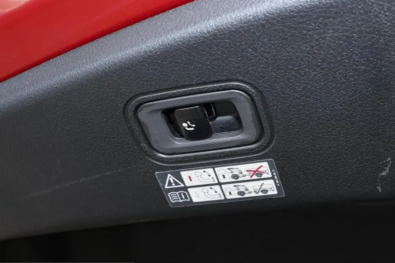 Mercedes-Benz CLE 200 (Clasa CLE) din 2025 cu 17.167 km - oferta MER221283 - foto 10
