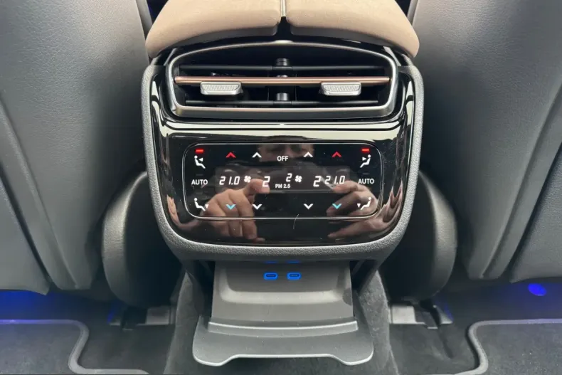 Mercedes-Benz EQS din 2023 cu 48.190 km - oferta MER221285 - foto 22