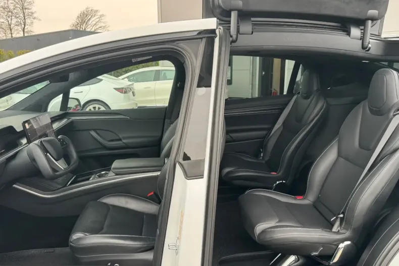 Tesla Model X din 2023 cu 72.444 km - oferta TES221290 - foto 9
