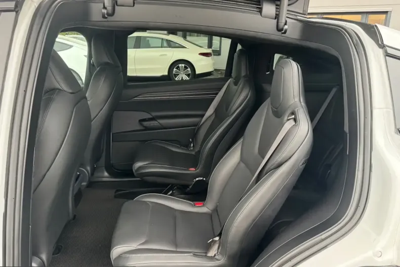 Tesla Model X din 2023 cu 72.444 km - oferta TES221290 - foto 11