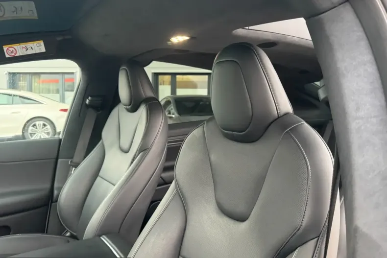 Tesla Model X din 2023 cu 72.444 km - oferta TES221290 - foto 16
