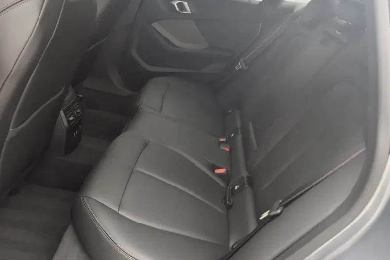 BMW M235 (Seria 2) din 2025 cu 8.207 km - oferta BMW221302 - foto 9