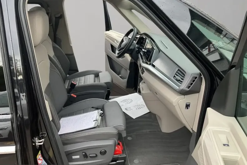 Volkswagen T7 Multivan din 2025 cu 24.800 km - oferta VOL221311 - foto 16