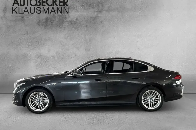 BMW 530 (Seria 5) din 2025 cu 8.334 km - oferta BMW221312 - foto 3