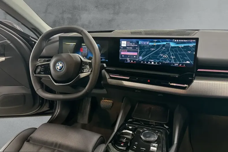 BMW 530 (Seria 5) din 2025 cu 8.334 km - oferta BMW221312 - foto 9