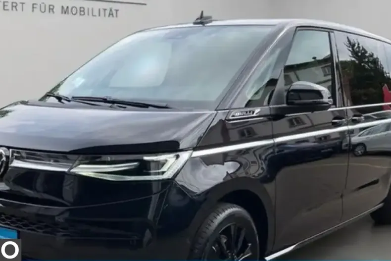 Volkswagen T7 Multivan din 2025 cu 35.900 km - oferta VOL221313 - foto 1