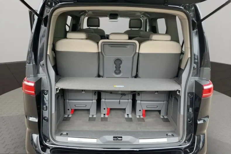 Volkswagen T7 Multivan din 2025 cu 35.900 km - oferta VOL221313 - foto 19