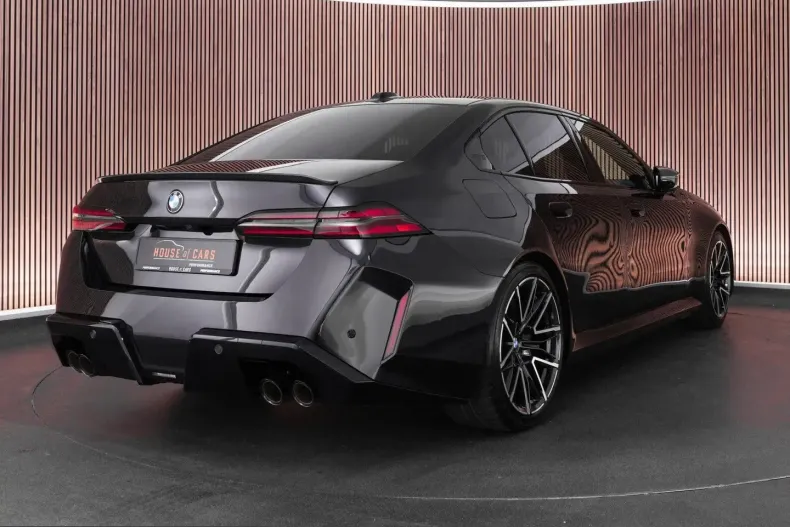 BMW M5 (Seria 5) din 2025 cu 17.946 km - oferta BMW221316 - foto 2