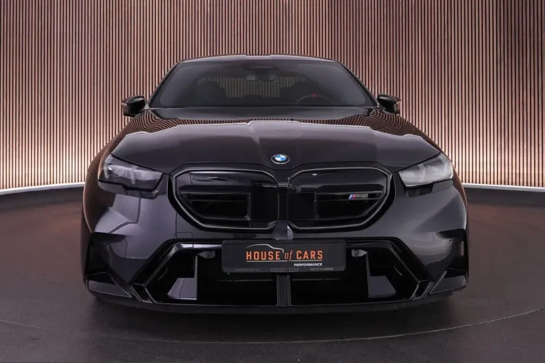 BMW M5 (Seria 5) din 2025 cu 17.946 km - oferta BMW221316 - foto 6