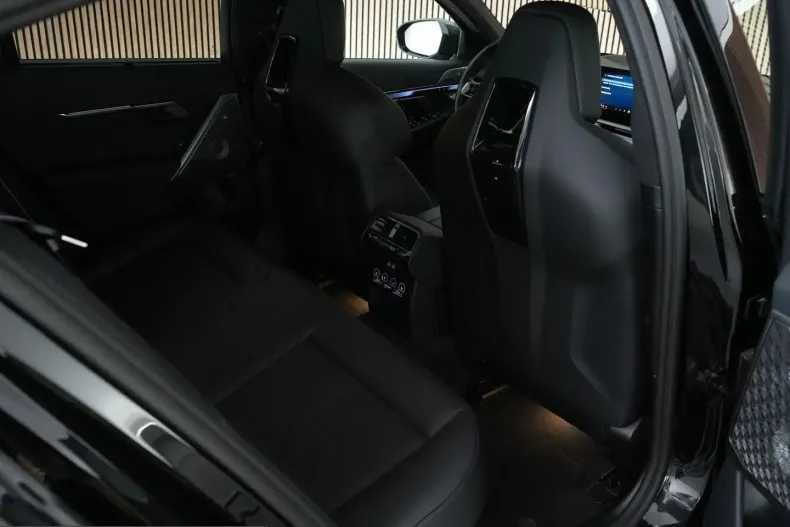 BMW M5 (Seria 5) din 2025 cu 17.946 km - oferta BMW221316 - foto 20
