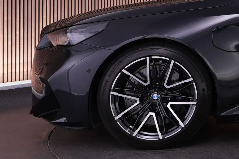 BMW M5 (Seria 5) din 2025 cu 17.946 km - oferta BMW221316 - foto 34