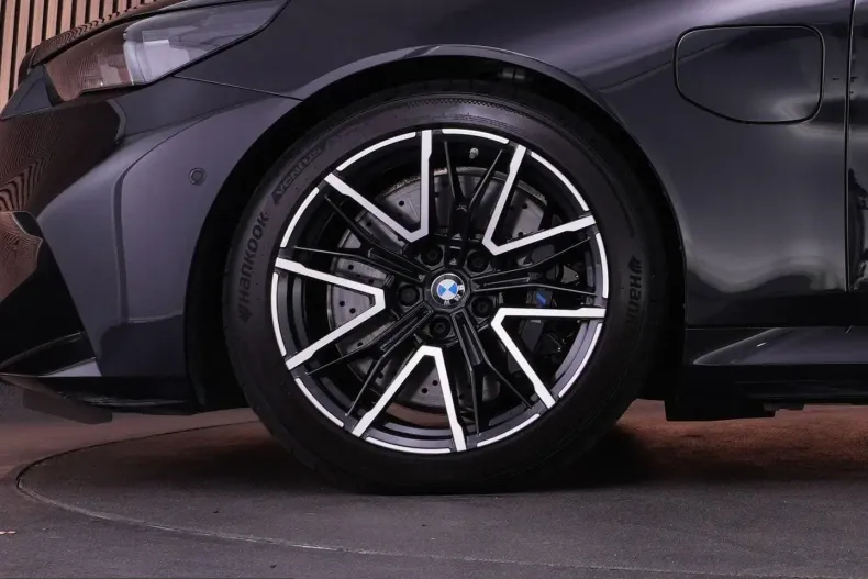 BMW M5 (Seria 5) din 2025 cu 17.946 km - oferta BMW221316 - foto 42
