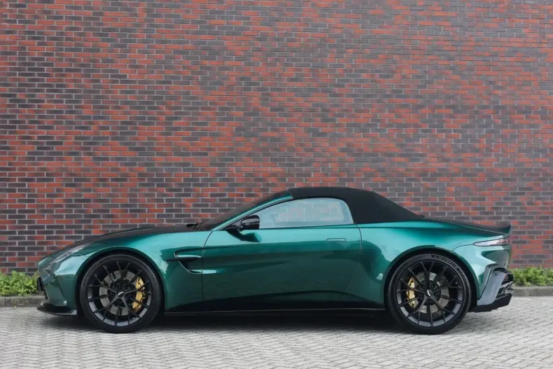 Aston Martin V8 Vantage din 2025 cu 9.370 km - oferta AST221317 - foto 15