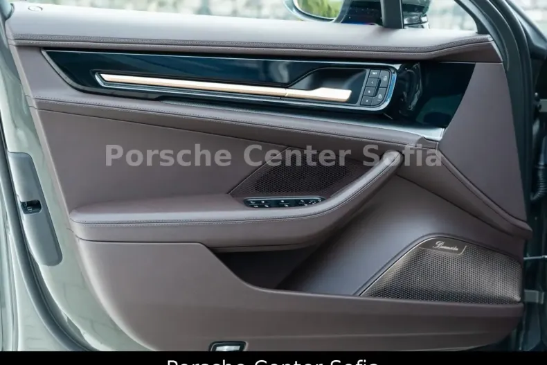 Porsche Panamera din 2025 cu 5.100 km - oferta POR221318 - foto 30