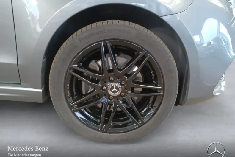 Mercedes-Benz V 300 (Clasa V) din 2023 cu 35.806 km - oferta MER221320 - foto 4